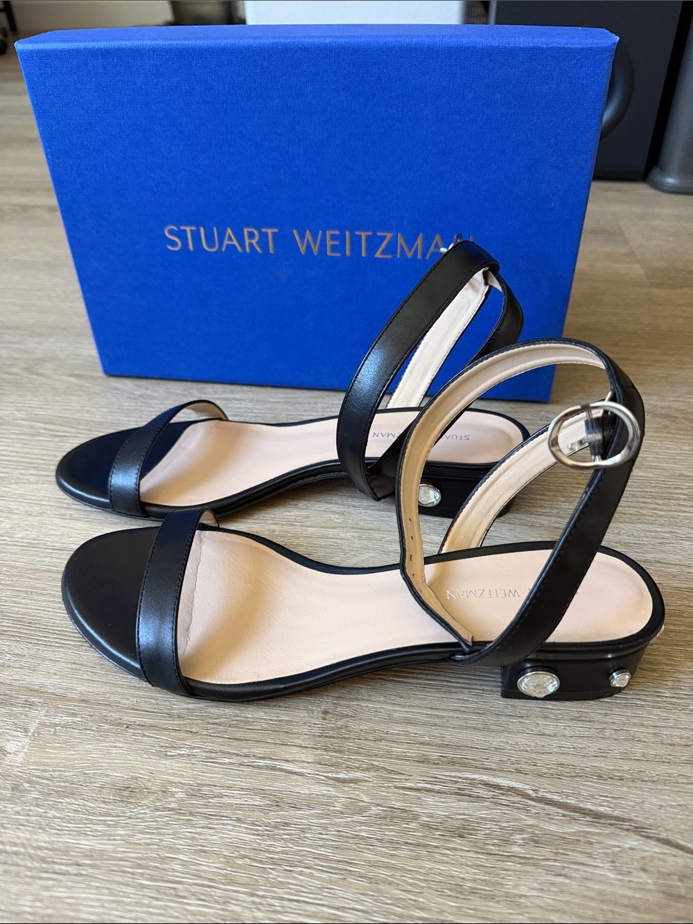 STUART WEITZMAN DANCER ALLSHINE 25 SANDAL
